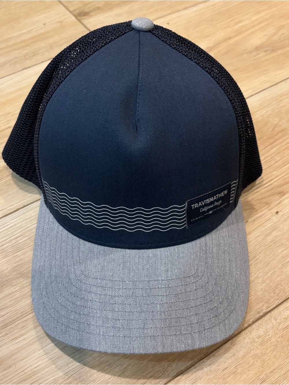 Travis Mathew Gray/Blue Baseball golf Cap Hat Mood Indigo Navy Trucker New